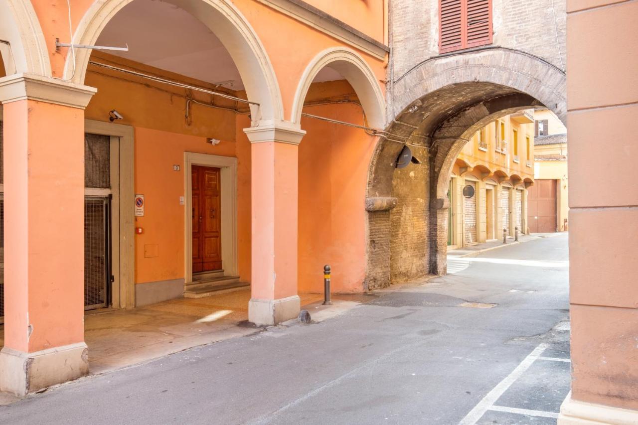 Torresotto Di Porta Govese Apartment โบโลญญา ภายนอก รูปภาพ